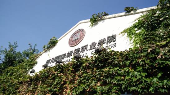 /Volumes/闫郝悦18855571721/成都采风照片/未命名文件夹/魔法世博娱乐
刘文妍.jpg